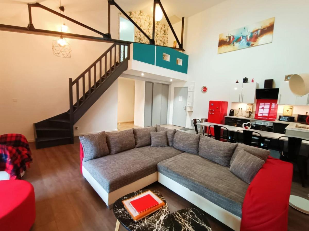 Superbe Appartement Type Loft En Duplex Rue Buat Chalons en Champagne Exterior photo